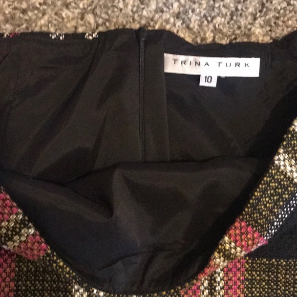 Trina Turk mini skirt - Picture 2 of 2